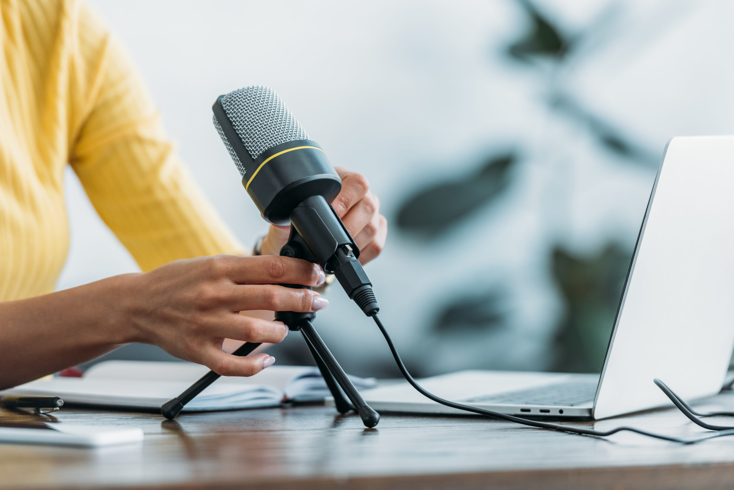 9 Best Podcast Microphones